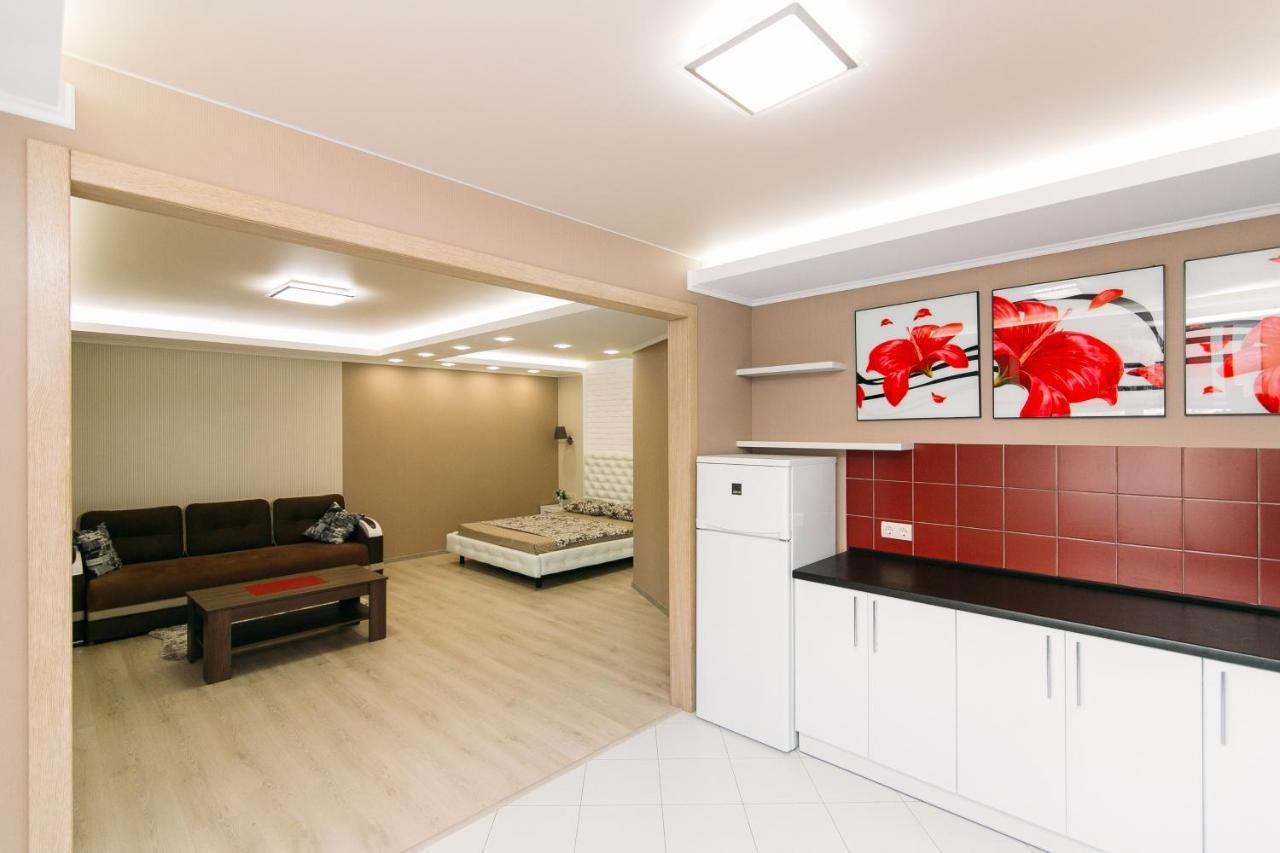 Vip Apartments Faraon On Kharkovskaya 1 Floor Sumy Εξωτερικό φωτογραφία